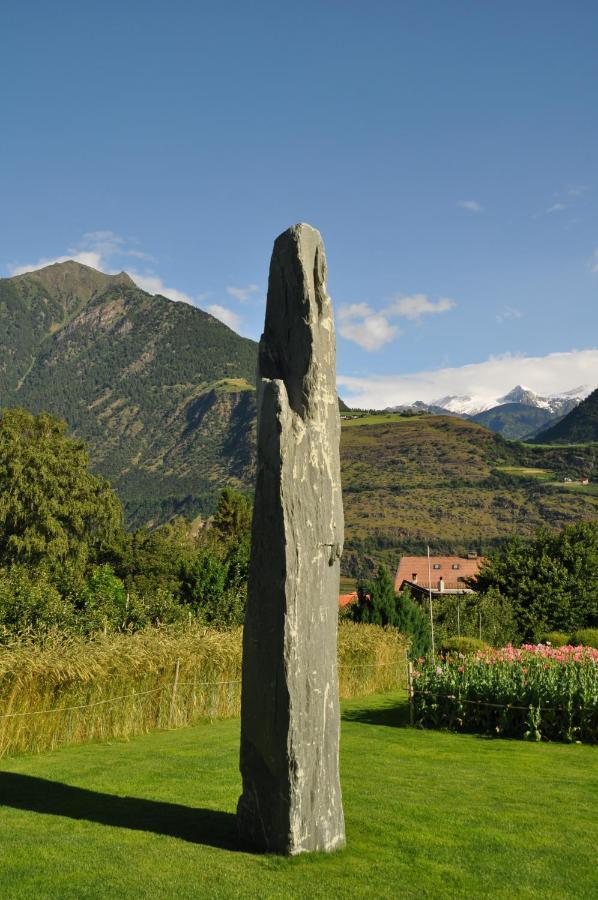 Gasthof Weisses Kreuz Naturns Exterior foto