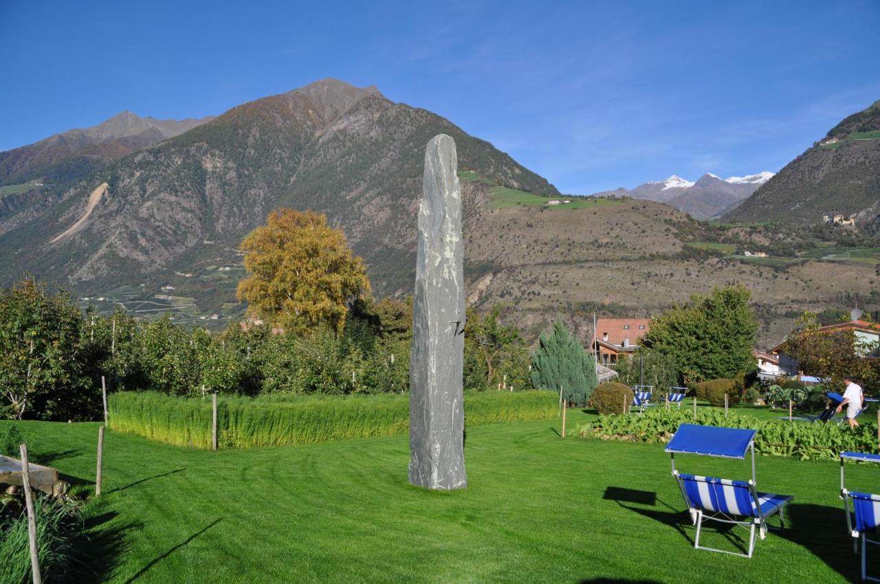Gasthof Weisses Kreuz Naturns Exterior foto